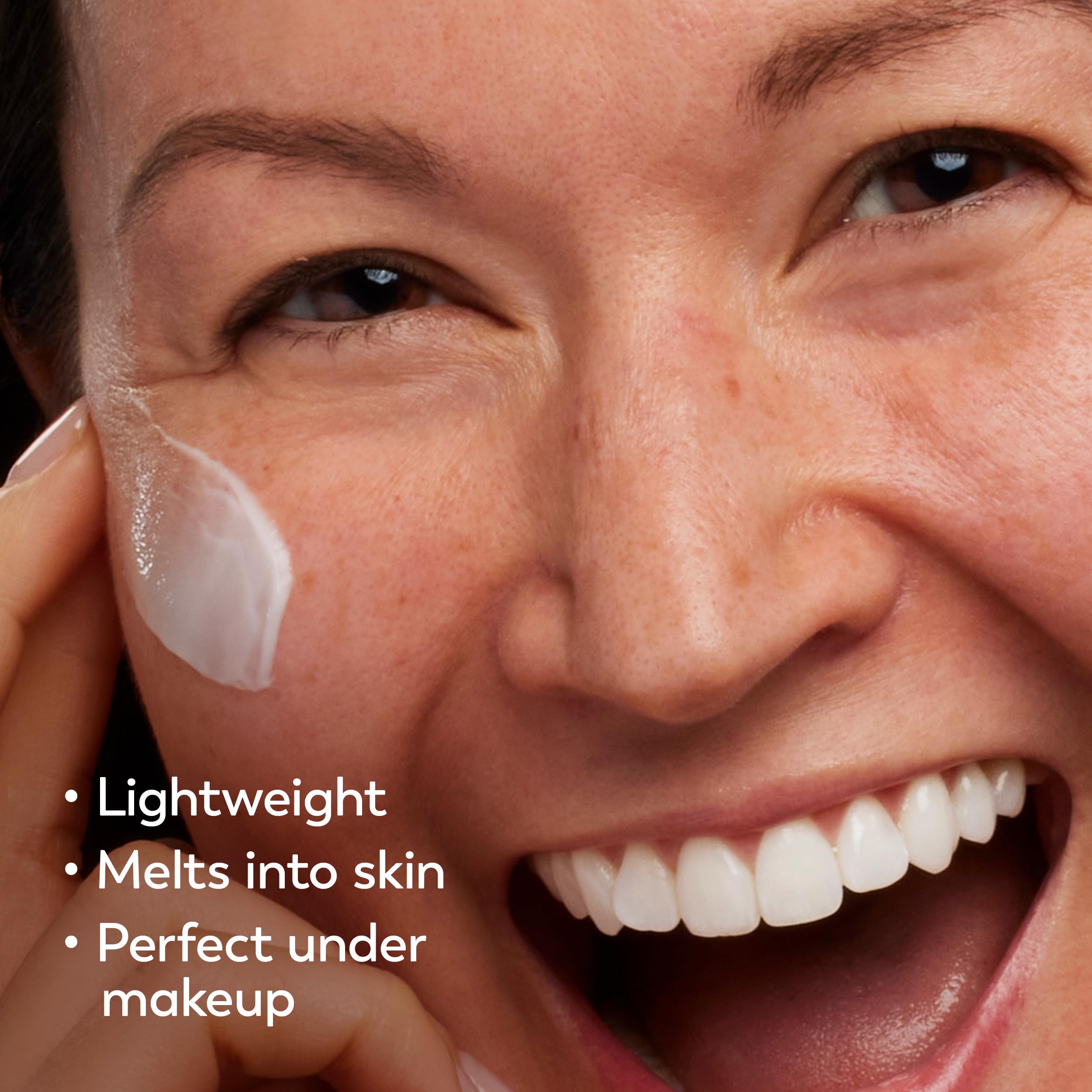 Olay Vitamin C MAX Face Moisturizer, Brightening Cream for Women, Hydrating, Evens Tone, Dark Spot & Hyperpigmentation Reduction, Glowing Skin Care - Niaciniamide, Peptides in Pakistan
